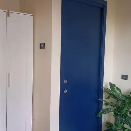 Modern Floor In Porta Romana With Free Parking And Lift