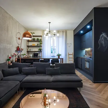Xenia - Three-room In Via Laurana 5 * Milão