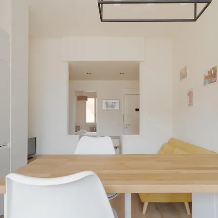 Lejlighed Guesthost - Cozy Balcony Flat Affori Mm3 *