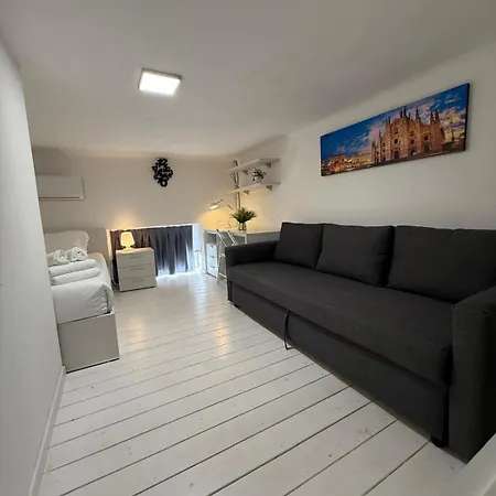 Appartamento Comfort Loft 3br 3ba&fast Wi-fi 15 Minutes To Duomo Milano