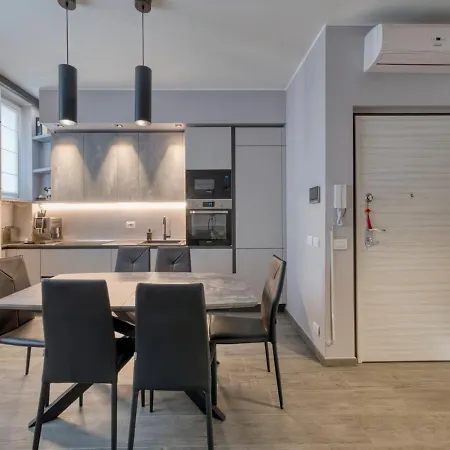 Apartmán Xenia - 2 In Via Luigi Galvani 15 *