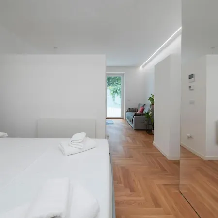 Xenia - In Viale Doria 24 A Apartament *
