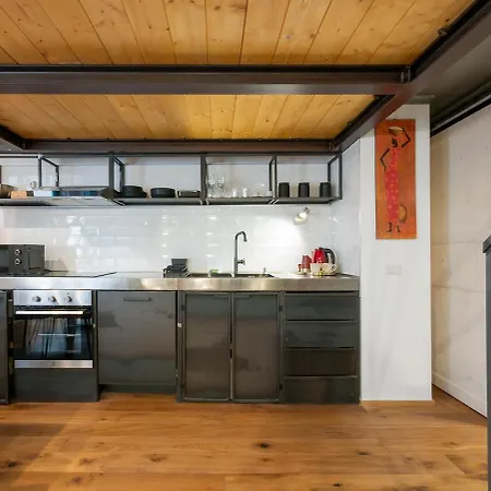 Apartamento Xenia - 2 In Via Casella 33 Milão