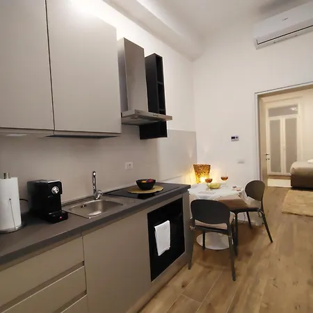 Monolocale 4 Posti M2 15 Minuti Dal Duomo Apartamento Milão