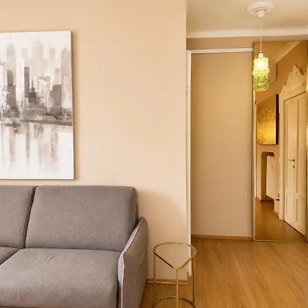 Three Bedroom In Porta Venezia