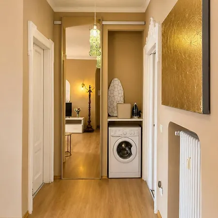 Three Bedroom In Porta Venezia *