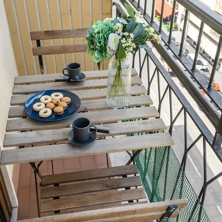 Via Cadibona, 10 - Living Milão