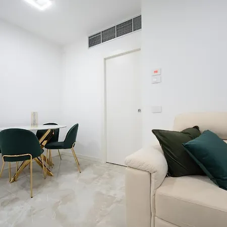 Design With Private Terrace Appartement