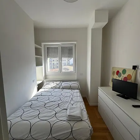 Trilocale Moderno Con Terrazzo E Parcheggio * Milan