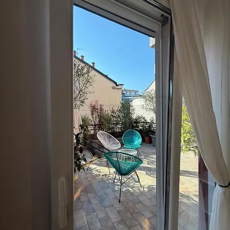 Appartement Trilocale Moderno Con Terrazzo E Parcheggio