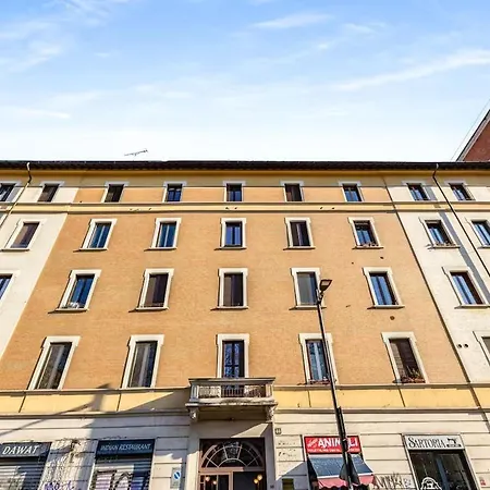 Monthly Rent Loft Sempione Wifi 20 Min To Duomo *
