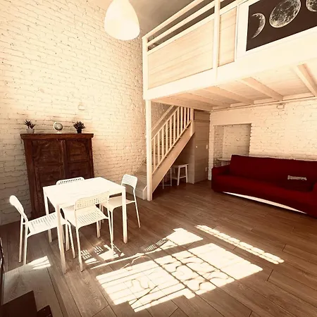 Loft Near The Vertical Forest Appartement *