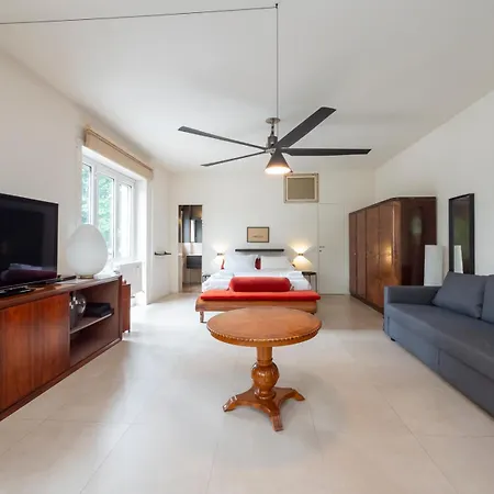 - Luxury Open Space شقة ميلان