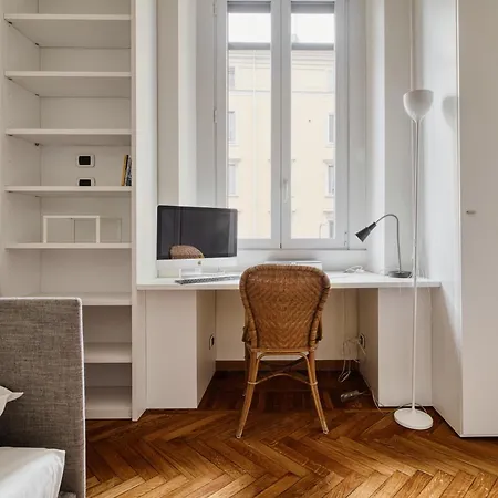 Just Urban - Elegant 2-br Flat In The Center - Porta Romana M3