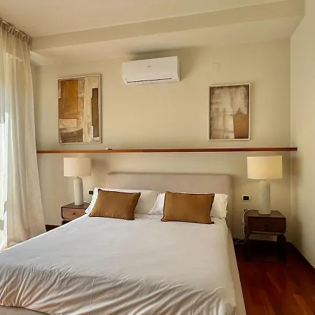 Apartamento Living Regina Giovanna