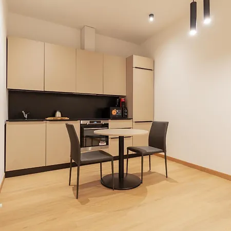 Guesthost - Stylish Flat X2 Casoretto *