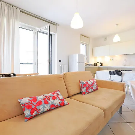 Lägenhet M4 Linate Modern Flat Terrace & Parking