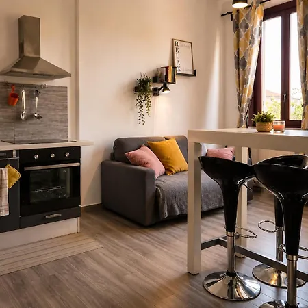Mimi House - Tiny House In The Heart Of Μιλάνο