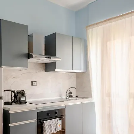 Quiet & Modern - Near Metro, 15 Min To Duomo Milaan