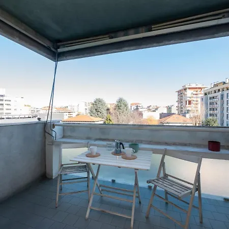 Apartman Xenia - 4 In Via Cassano 14 Milánó