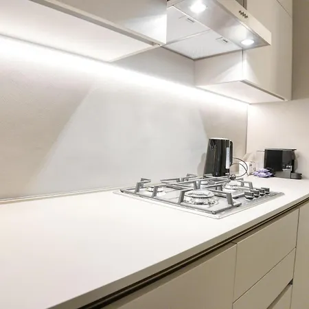 Monforte Premium - Steps From San Babila Apartamento *