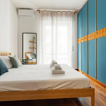 Guesthost - Modern Balcony Brenta Mm3 *