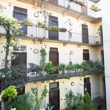 아파트 Elegant Navigli View Loft
