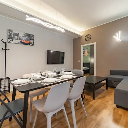 Appartamento 5 Min Car From Station, With 2 Bedrooms *