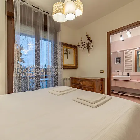 Apartament 5' From Bocconi With 2 Bedr And 2 Bathr