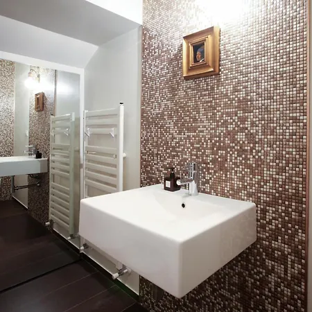 Isola Design Townhouse On 3 Levels, Terrace, Garage Appartamento