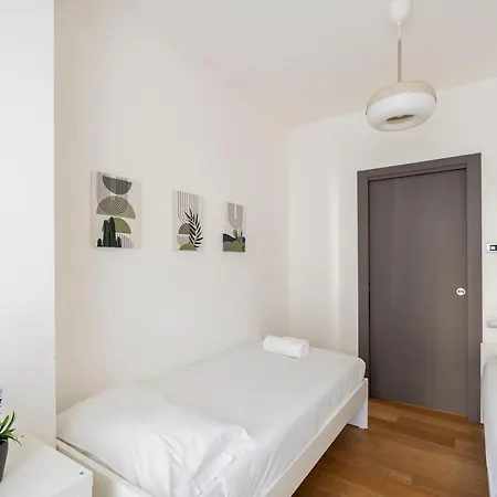 Red Elegance - Porta Venezia Apartamento Milão