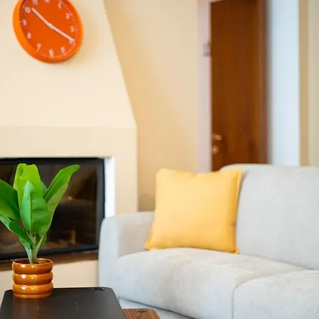 Isola - Porta Nuova- Elegant 1bdr With Balcony Διαμέρισμα