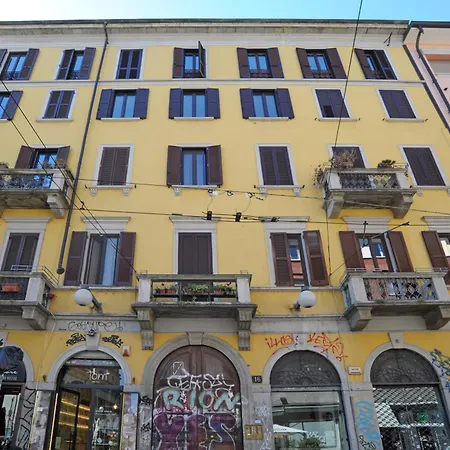 Ticinese 16 Travel Inside * Μιλάνο