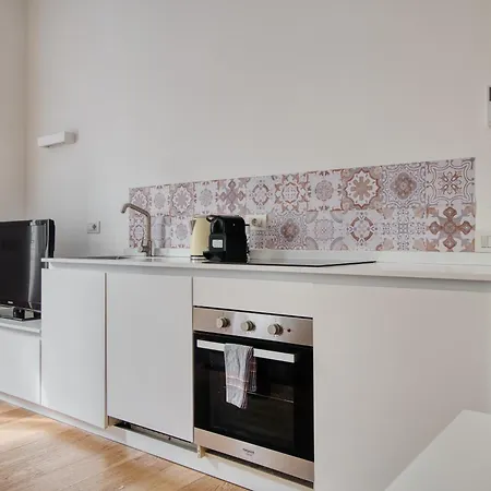 Apartamento 1-br Flat In Porta Romana - Duomo 6 Min M3 *