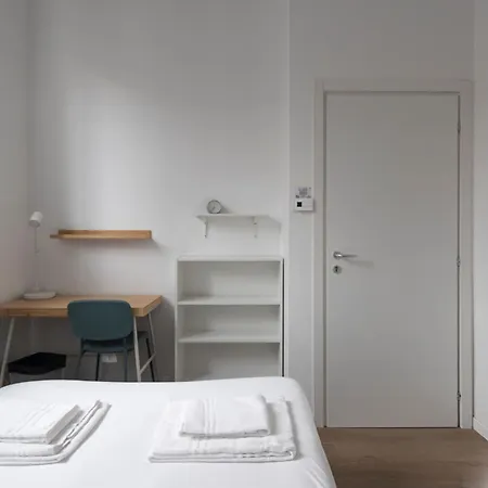 Hotiday Frattini Apartamento Milão