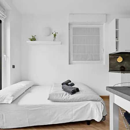Ri24 Bright Two-room With A Cozy Balcony Milano
