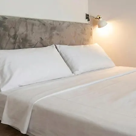 Apartman Loft 53 - Design Loft 5 Minutes From The Metro Milánó