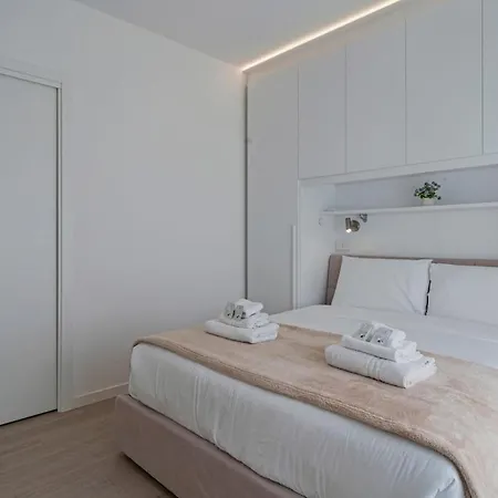 New Modern - Porta Nuova & Milão