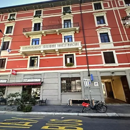 Comfort Two-bedroom - Viale Umbria, Porta Romana Appartamento Milano