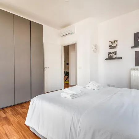 Luxury Duomo 4 Pax Via Stampa Apartmán Milán