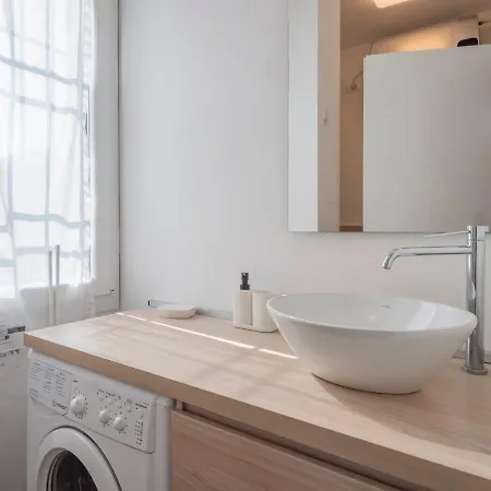 Xenia - In Viale Romolo 5 * ميلان