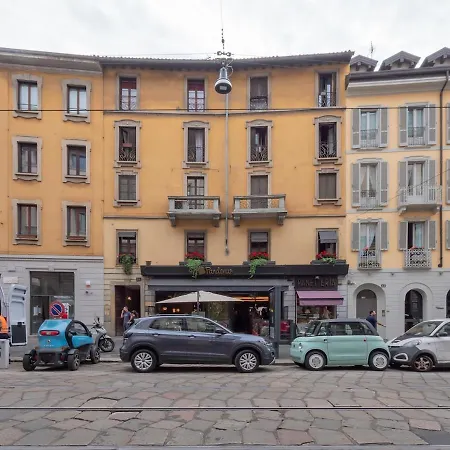 Xenia - In Via Mercato 24 Apartman