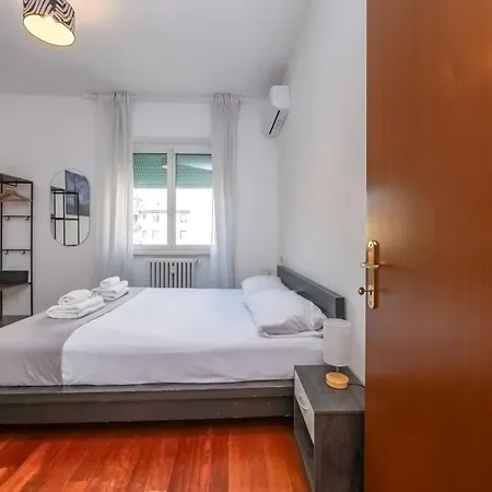 I-host - Spacious 1br For 6 People With Ac