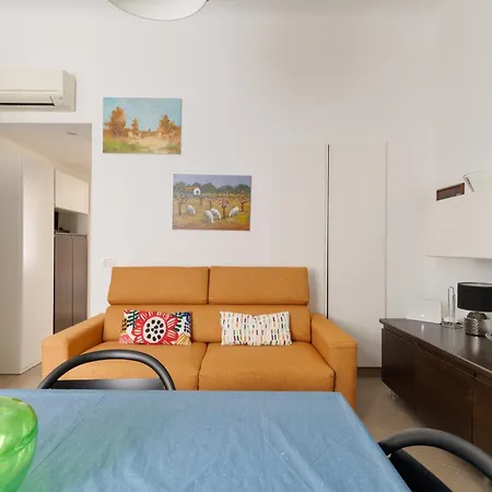 Appartamento Guesthost - Comfy Flat Zara Mm5 Close To Isola Milano