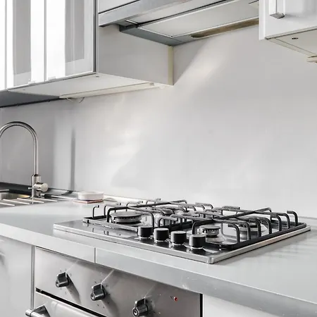 Apartament Just Urban - 1-br Flat In Porta Romana - Duomo 6 Min M3