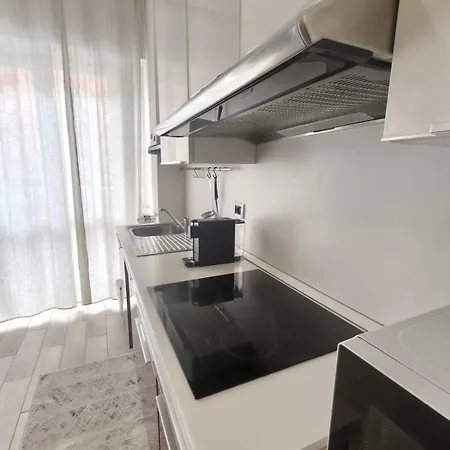 شقة Self Check In Flat At 10m Linate & Duomo Via M4, Ac And High Speed Wifi *