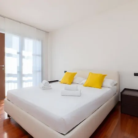 Large Duplex With Private Terrace Gluck Διαμέρισμα Μιλάνο