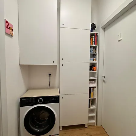 Casa Elena * ميلان