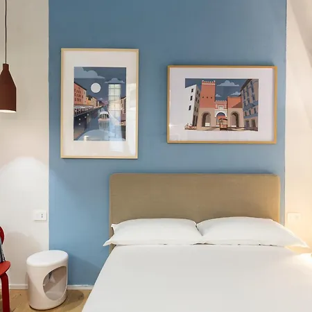 Superstay - Ticinese 50, Navigli & Duomo Lägenhet