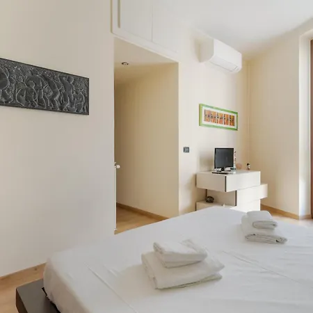 Apartamento Guesthost - Comfy Terrace Flat Nolo & Pasteur Mm1